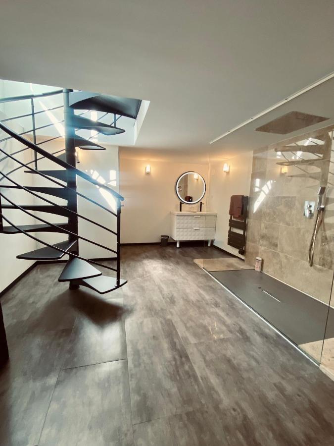 Mieuxqualhotel Jacuzzi Privatif La Parenthese Bordeaux Bagian luar foto