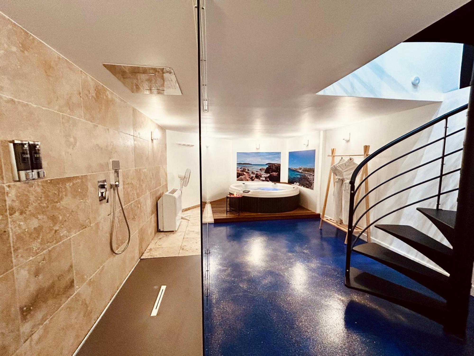 Mieuxqualhotel Jacuzzi Privatif La Parenthese Bordeaux Bagian luar foto