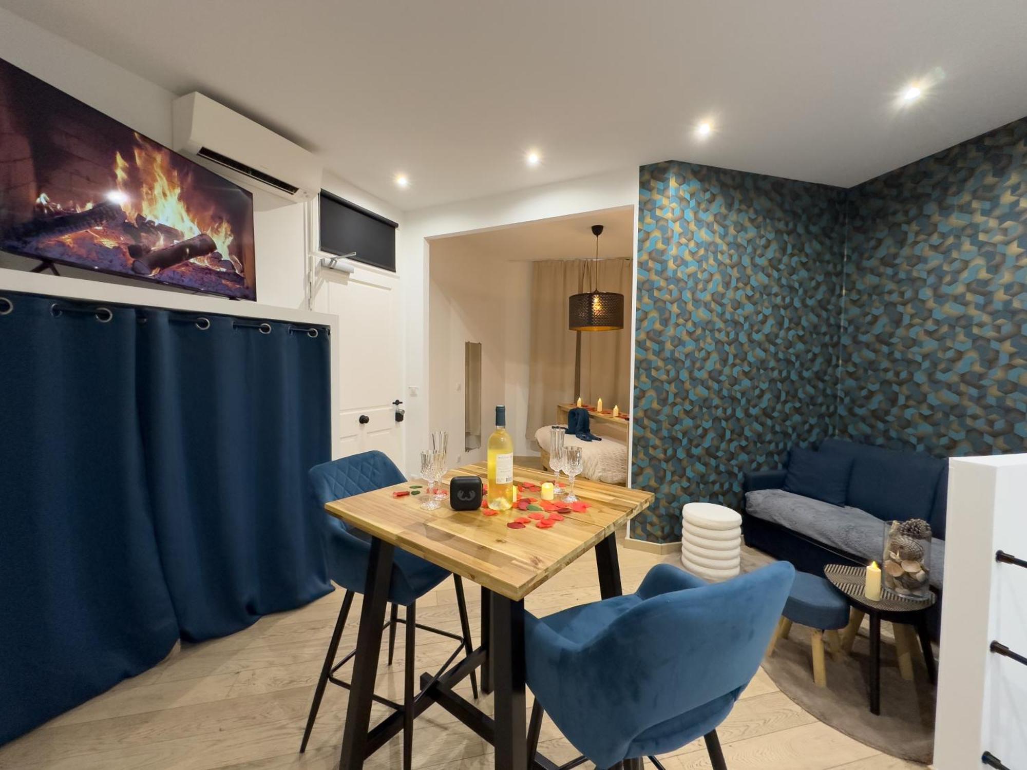 Mieuxqualhotel Jacuzzi Privatif La Parenthese Bordeaux Bagian luar foto